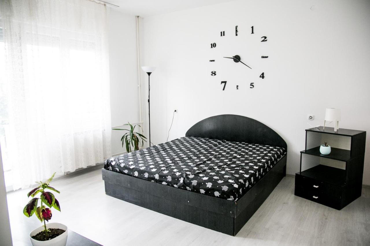 Kolev Apartments - Two Bedroom Cozy Central Apartment Skopje Exterior photo